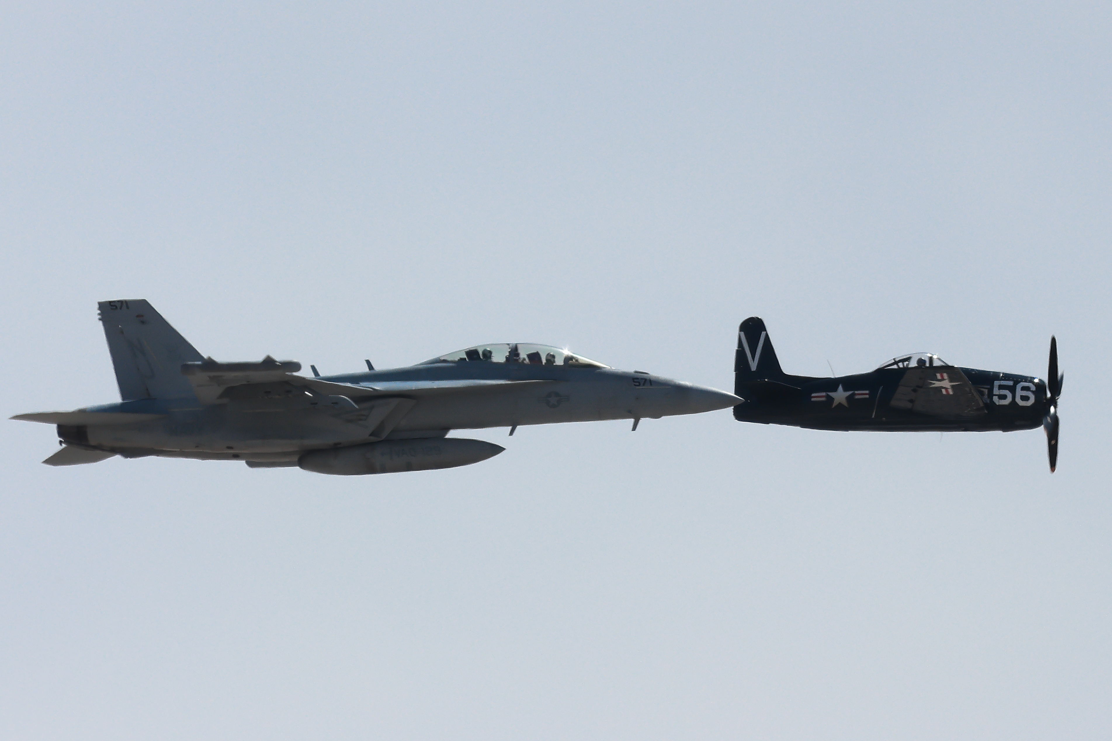 F/A-18E and F4F